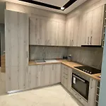 Nova Qerret Zl Apartamento