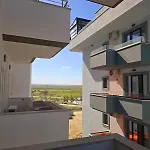 Nova Qerret Zl Apartamento Golem (Tirana)