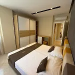 Nova Qerret Zl Apartment