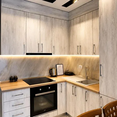 Nova Qerret Zl Apartamento *