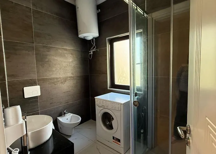 Nova Qerret Zl * גולם