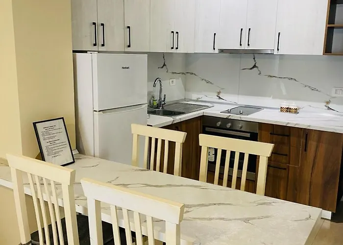 Nova Qerret Zl גולם