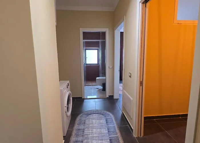 Nova Qerret Zl * גולם