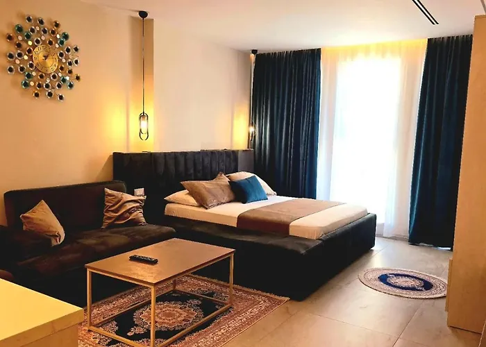 Nova Qerret Zl גולם